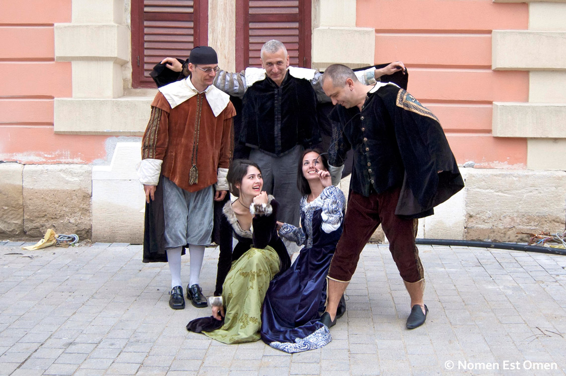 Nomen Est Omen la Alba Iulia